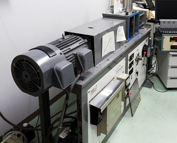 Rotary-shear high-speed frictional testing machine